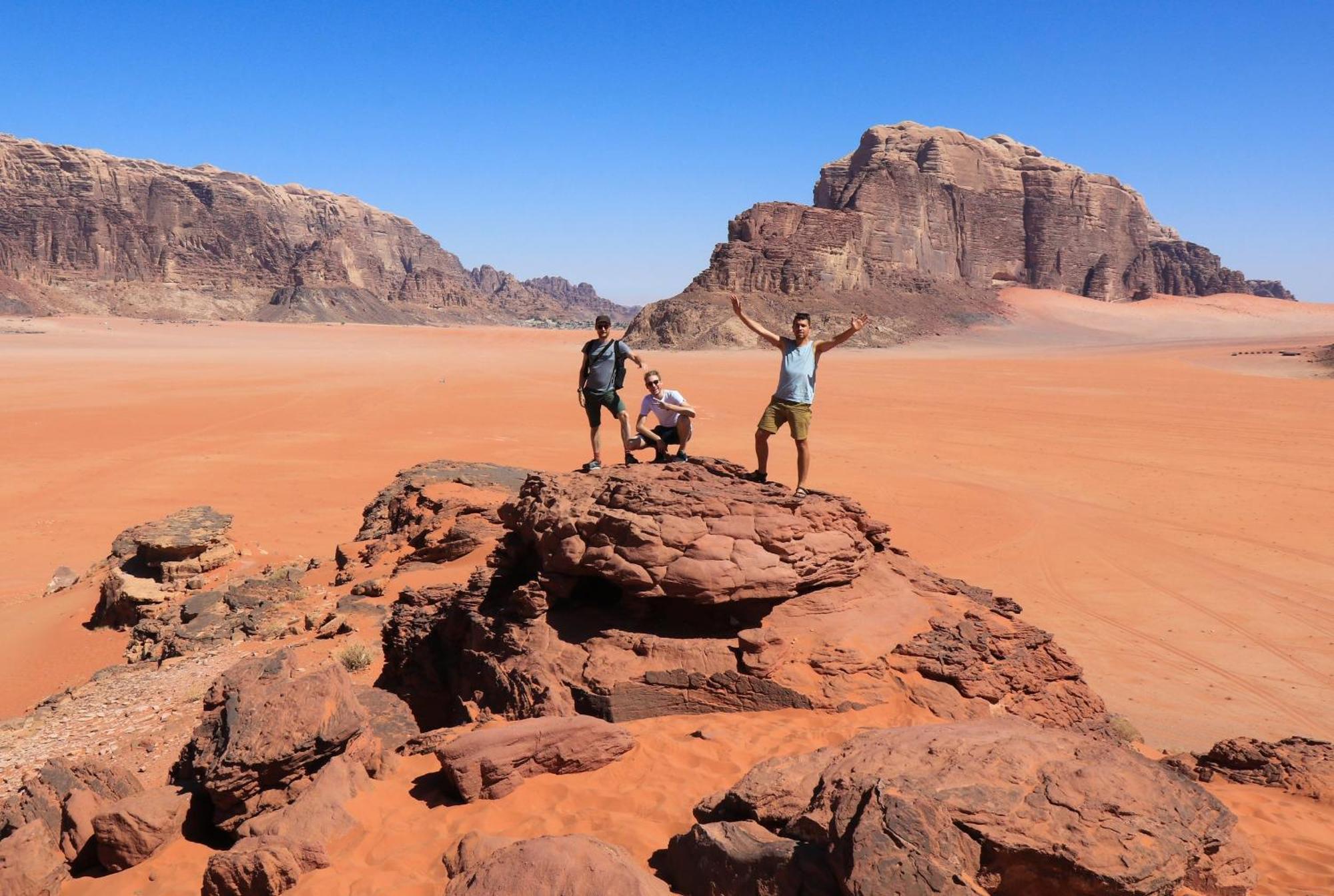 Wadi Rum Mundo Camp Акаба Экстерьер фото